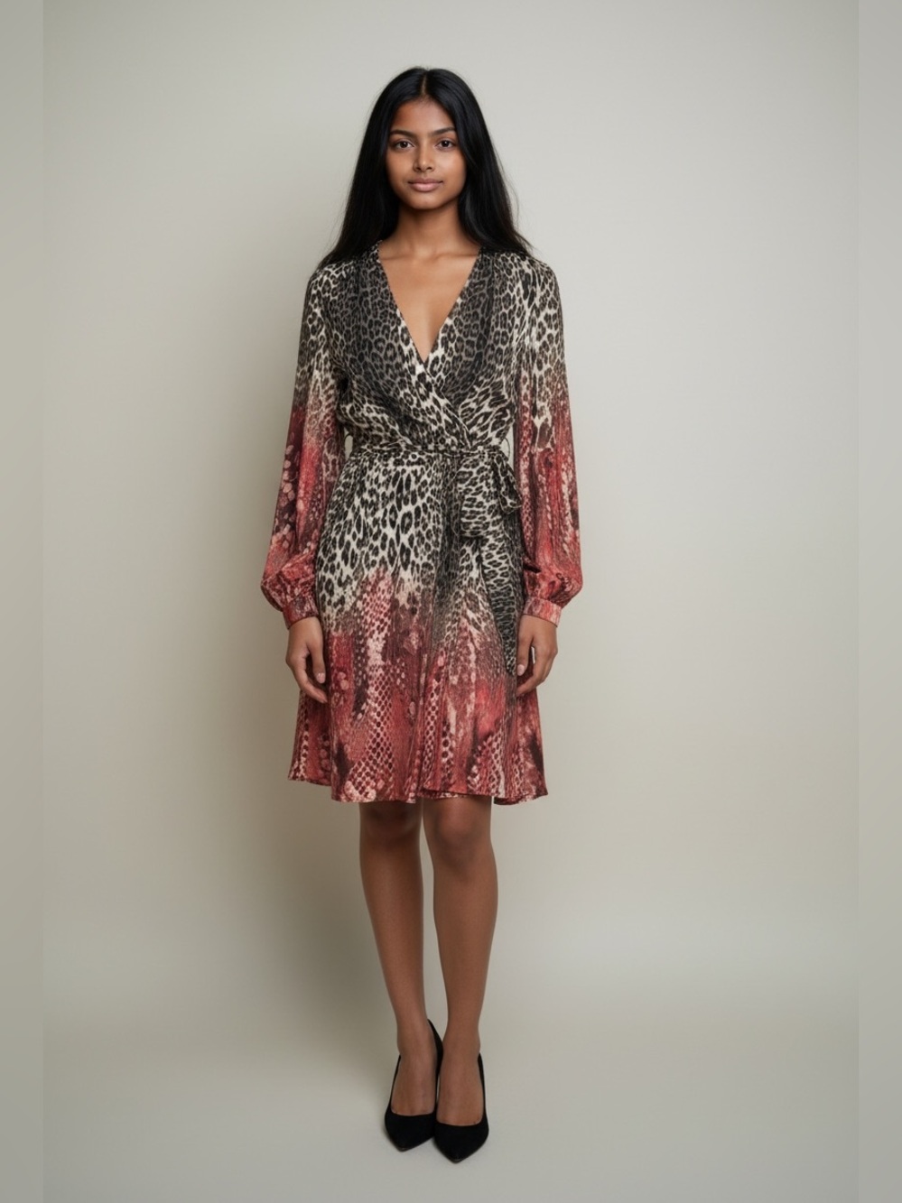 Donna Ricco‎ animal print draped V cleavage semi sheer long sleeves dress Sz 6